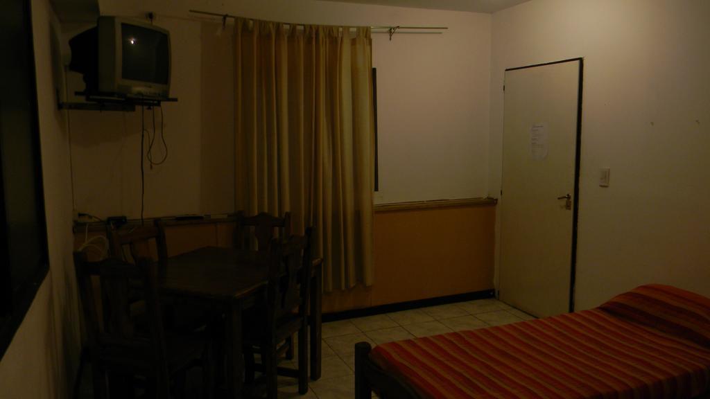 Punto Urbano Hostel Mendoza Zimmer foto