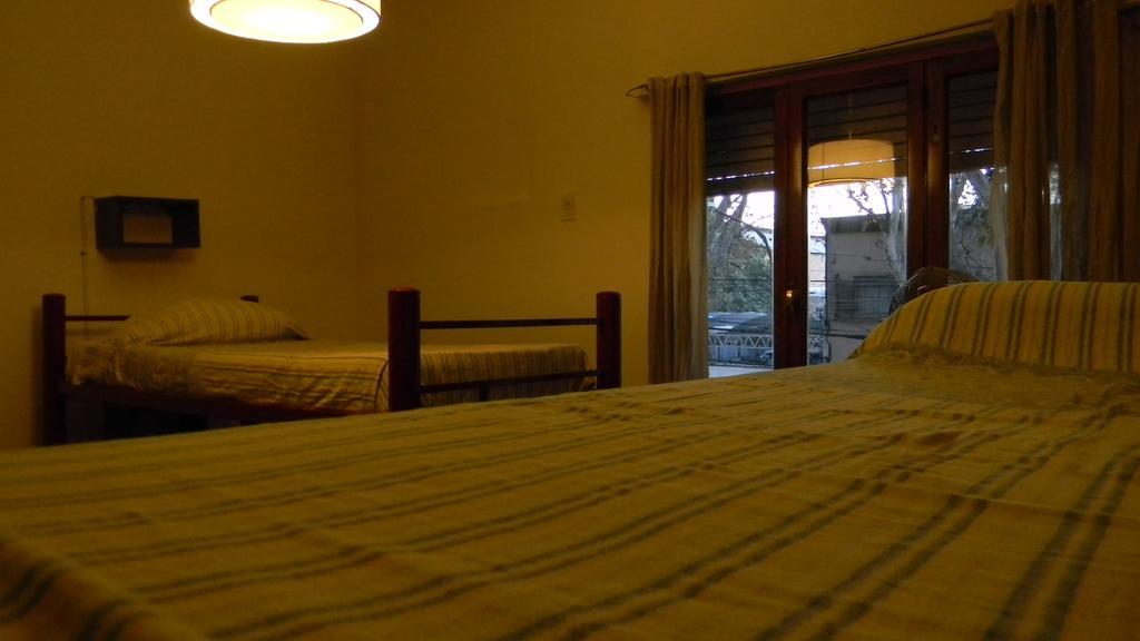 Punto Urbano Hostel Mendoza Zimmer foto